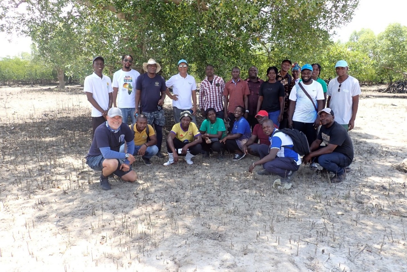 Image of LMMA rangers at training event in Mozambique